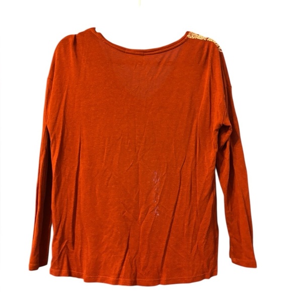 Springfield Women's Long Sleeve Tee with Crochet Detail Orange Rust Size Medium - Picture 2 of 3